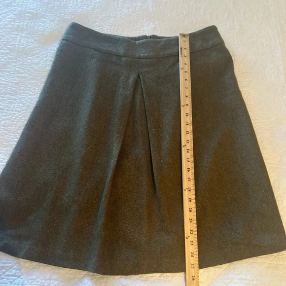 Vintage Bloomingdale’s 100% Wool Skirt - Picture 5 of 6